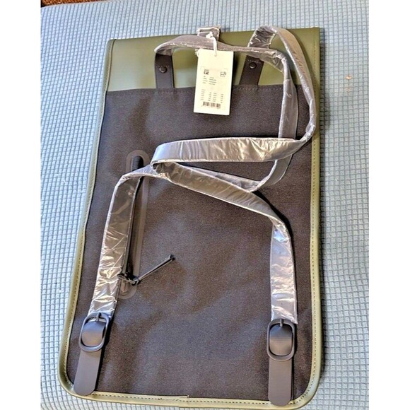 RAINS Waterproof Backpack Evergreen 12200 Black Straps New Tags 19x12x5 - Picture 2 of 11